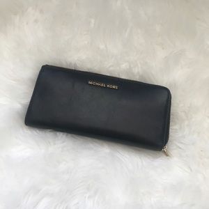 Black Michael Kors Wallet